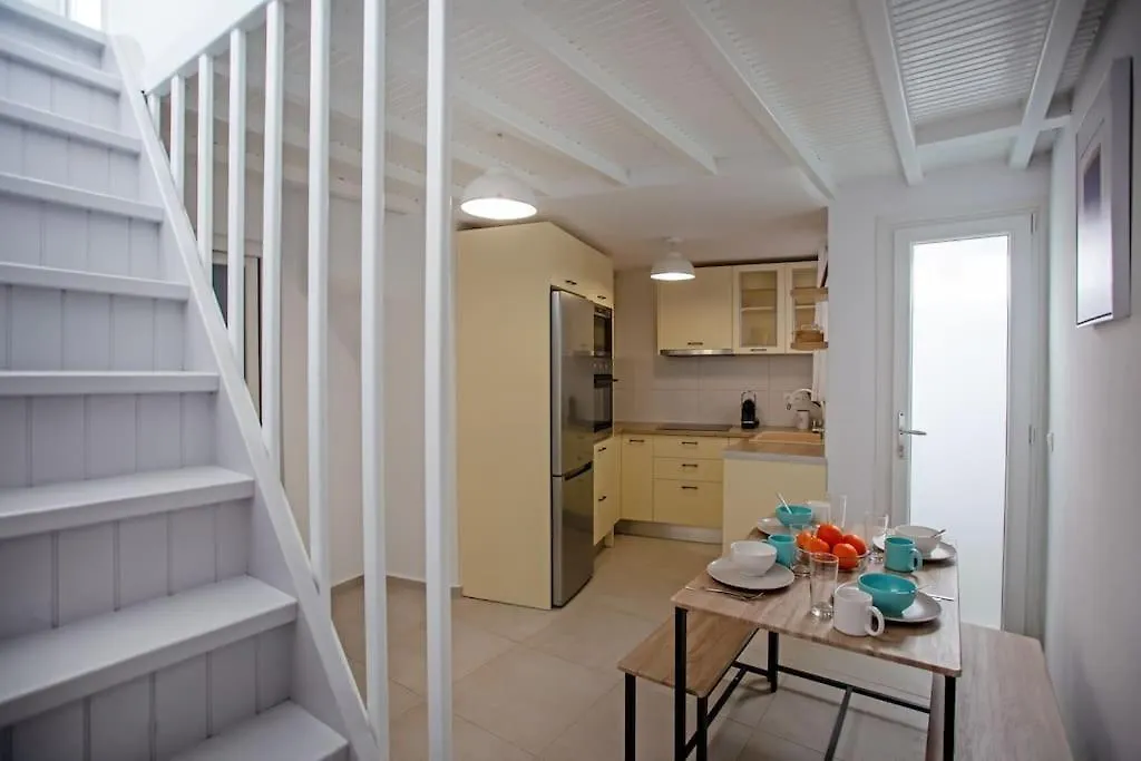 Whitehomes1 Mykonos Town 0*,  Ελλάδα